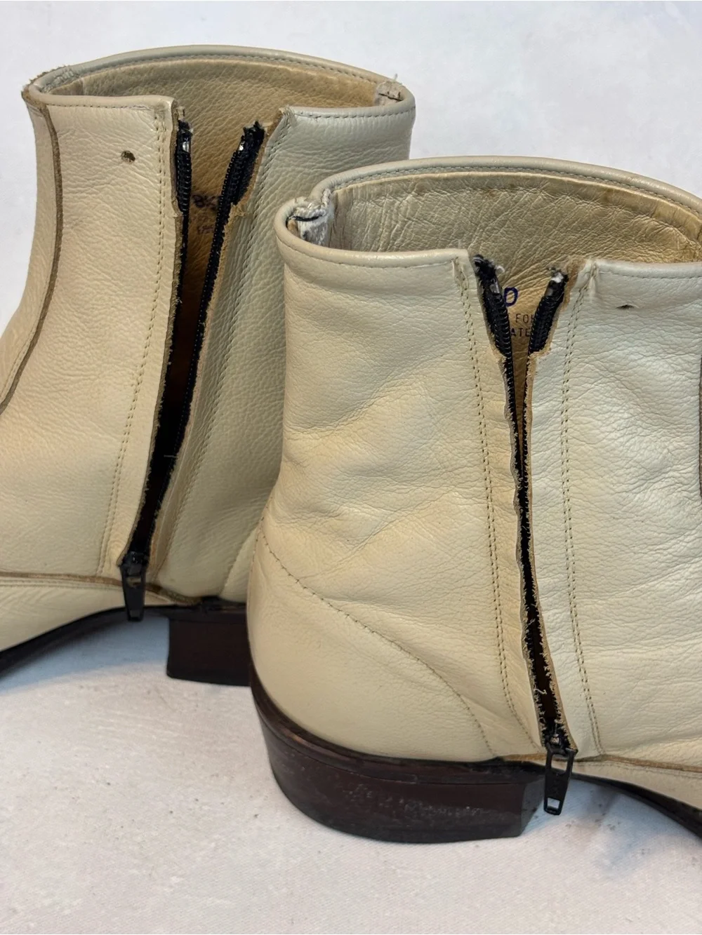 Dan Post Vintage Retro Cream Leather Ankle Boots, size 8.5